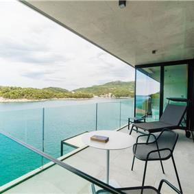 Luxury 7 Bedroom Dubrovnik Beachfront Villa with Infinity Pool, Sleeps 14